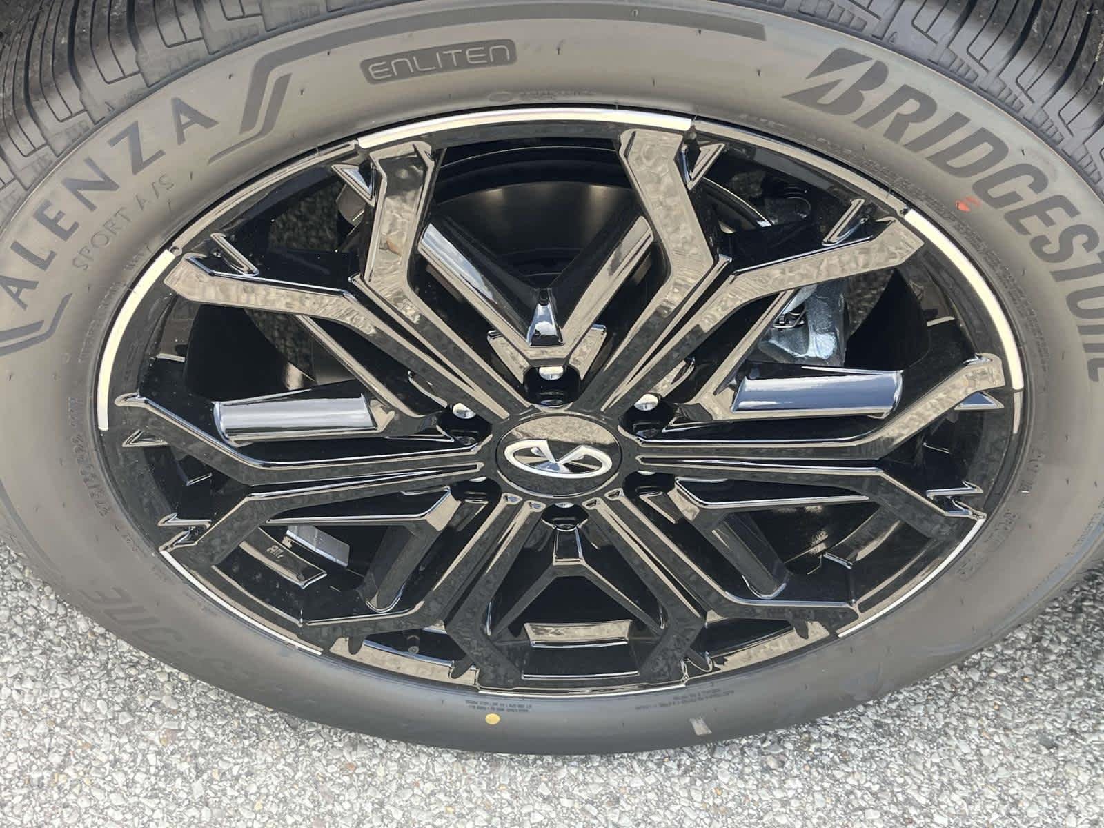 New 2027 Mineral Black INFINITI SPORT image 13