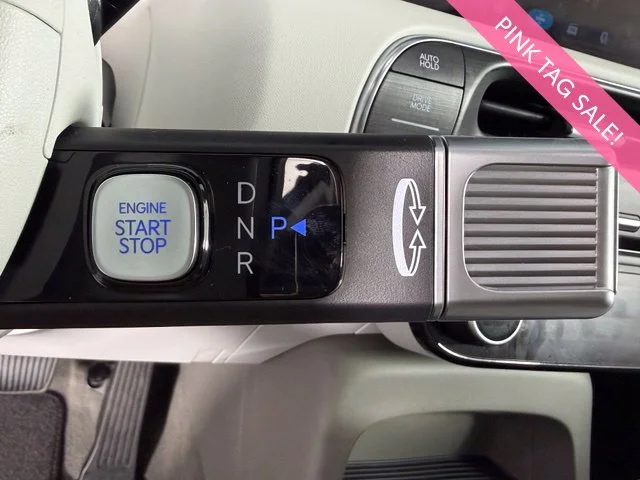 Used 2026 Black Hyundai SEL Premium image 35