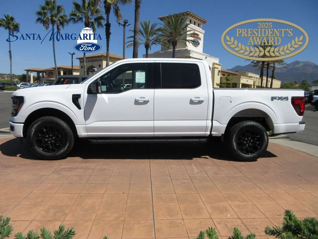 New 2026 Oxford White Ford XLT image 1