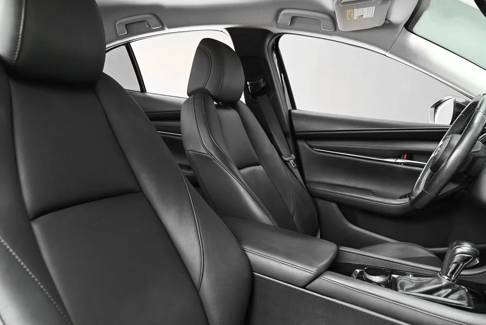 Used 2019 Black Mazda Select image 4