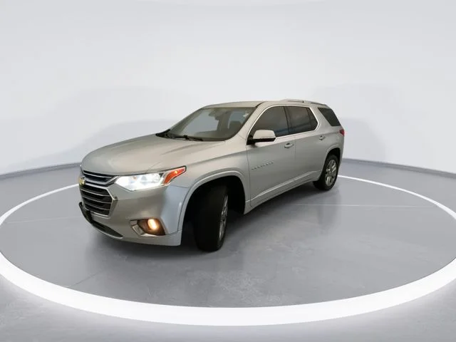 Used 2019 Silver Chevrolet Premier image 8