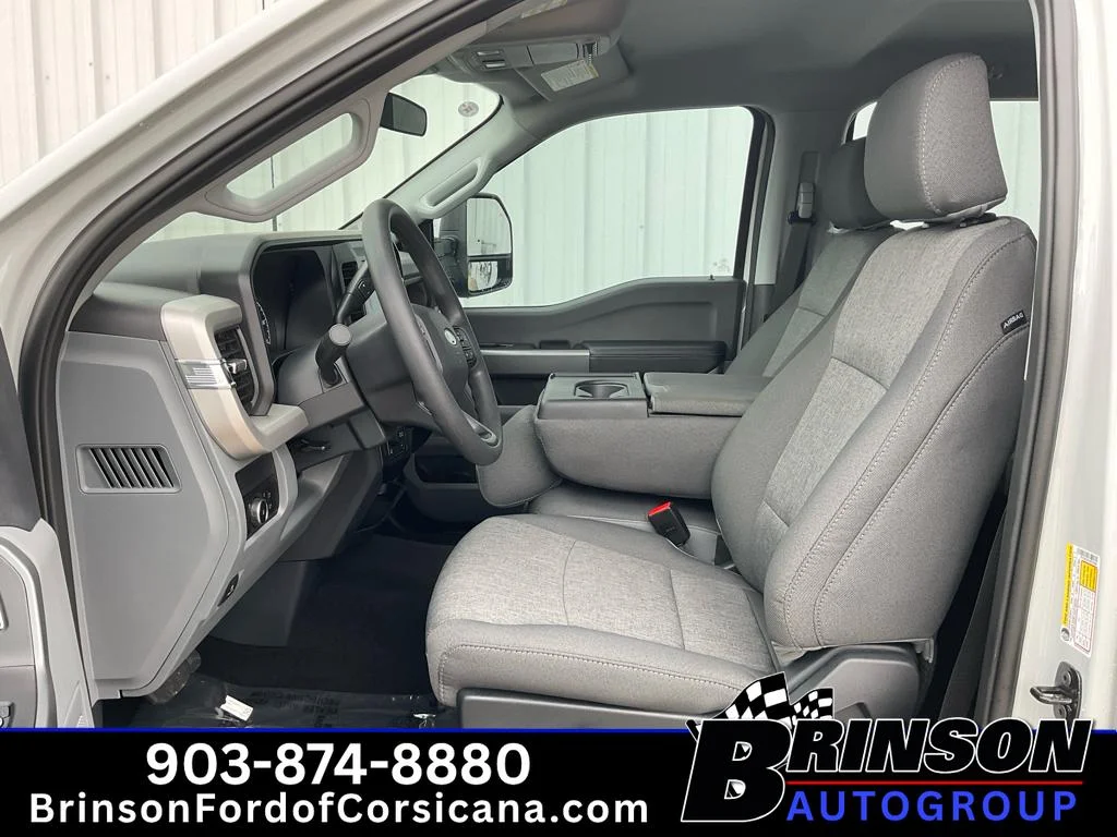 New 2026 Avalanche Ford XL image 9