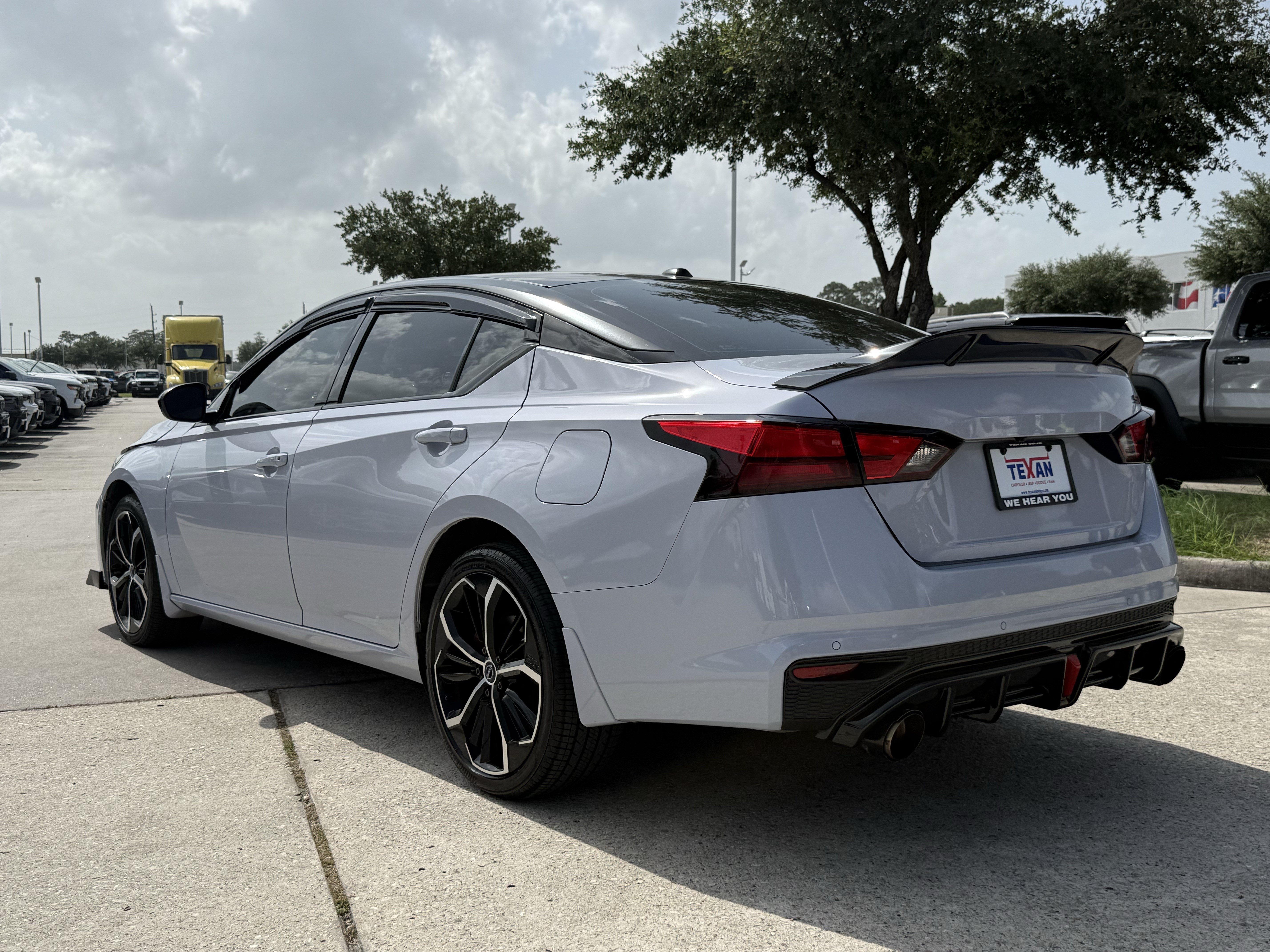 Used 2024 Gray Sky Pearl Nissan 2.5 SR image 6