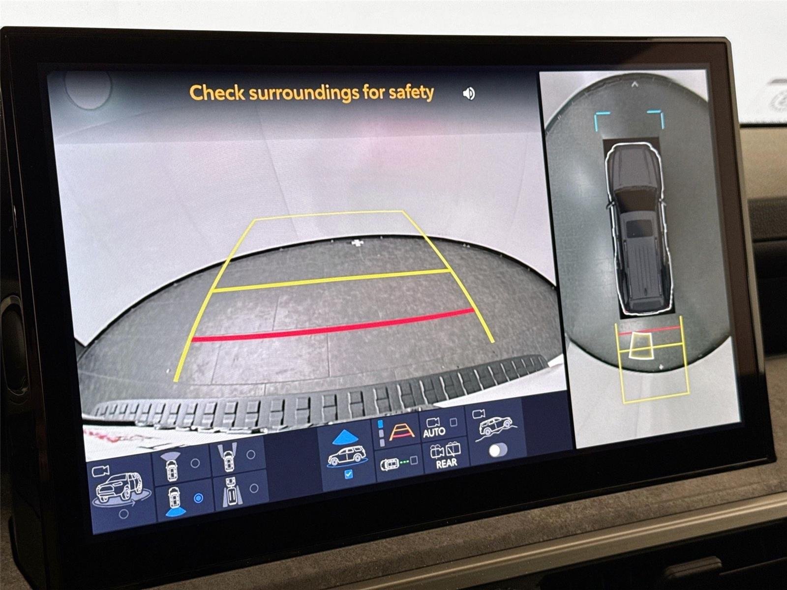 Used 2025 Ice Cap Toyota Hybrid Trailhunter image 25