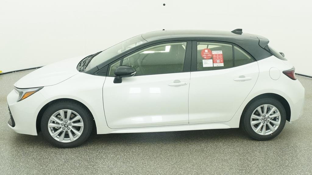 New 2027 Wind Chill Pearl with Black roof Toyota SE image 3