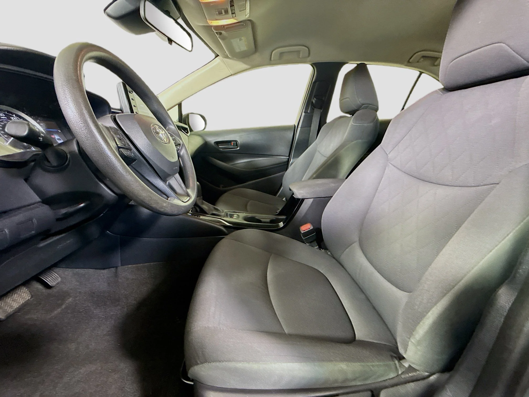 Used 2022 Celestite Toyota LE image 17