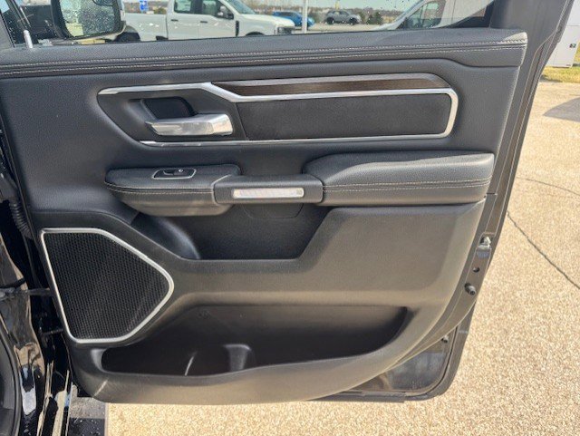 Certified Used 2022 Diamond Black Ram Laramie image 30