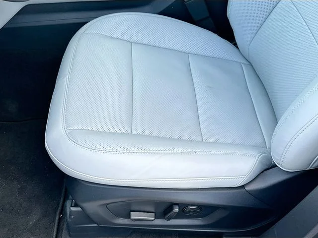 New 2026 White Metallic Ford Platinum image 14