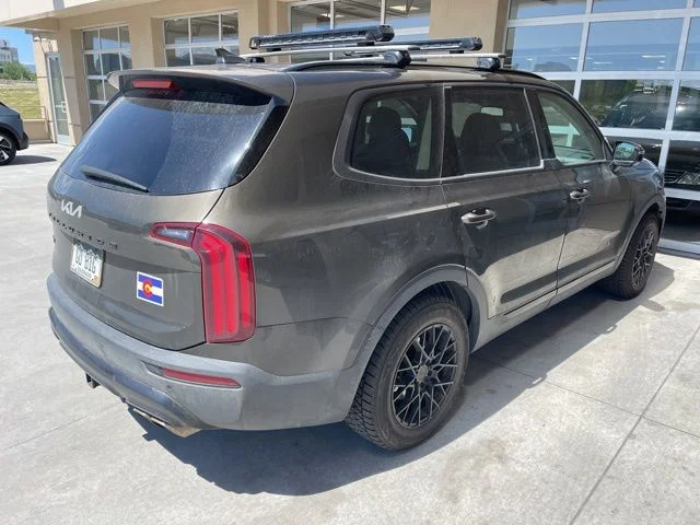 Used 2022 Green Kia SX image 3