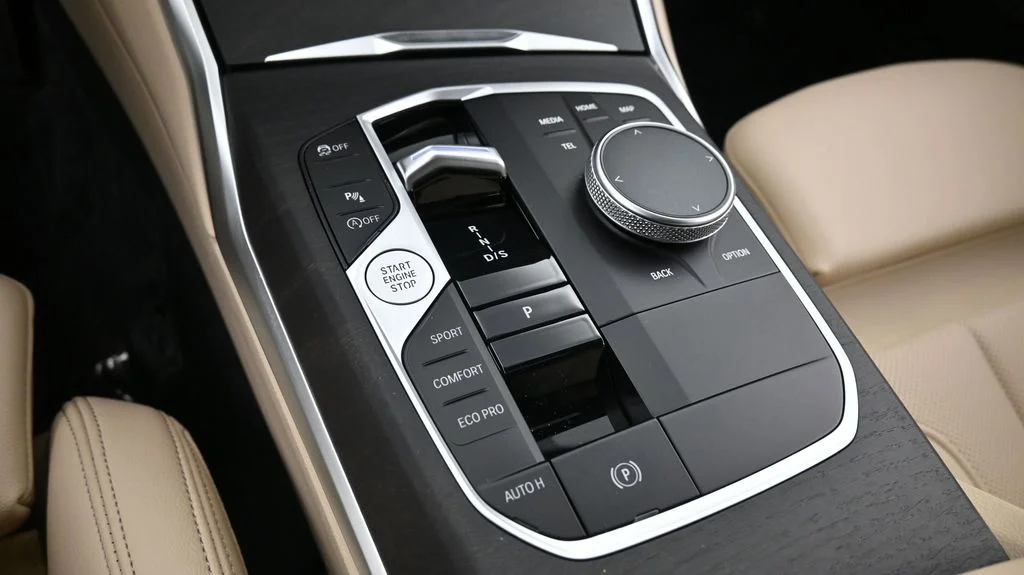 2023 BMW 3 Series 330i - Photo 27