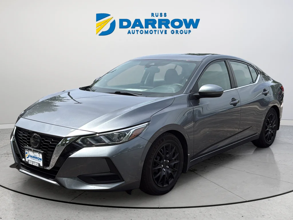 Used 2020 Gray Nissan S image 1