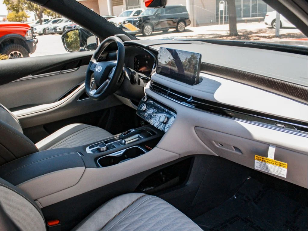 New 2027 GRAND BLUE INFINITI Autograph AWD image 31