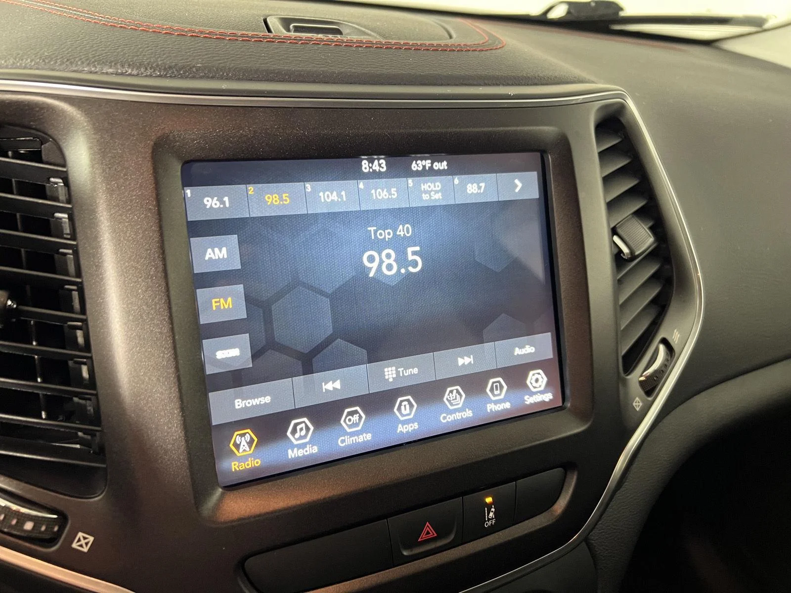 Used 2022 Granite Jeep Trailhawk image 13