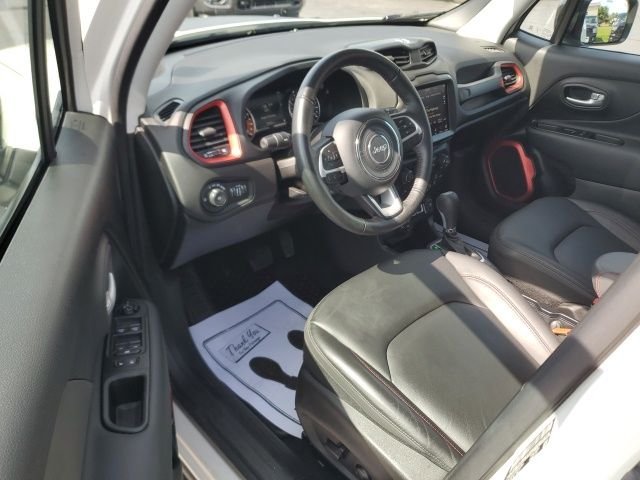 Used 2023 White Jeep Trailhawk image 12