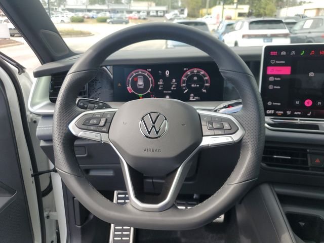 New 2026 White Volkswagen SE R-Line Black image 26