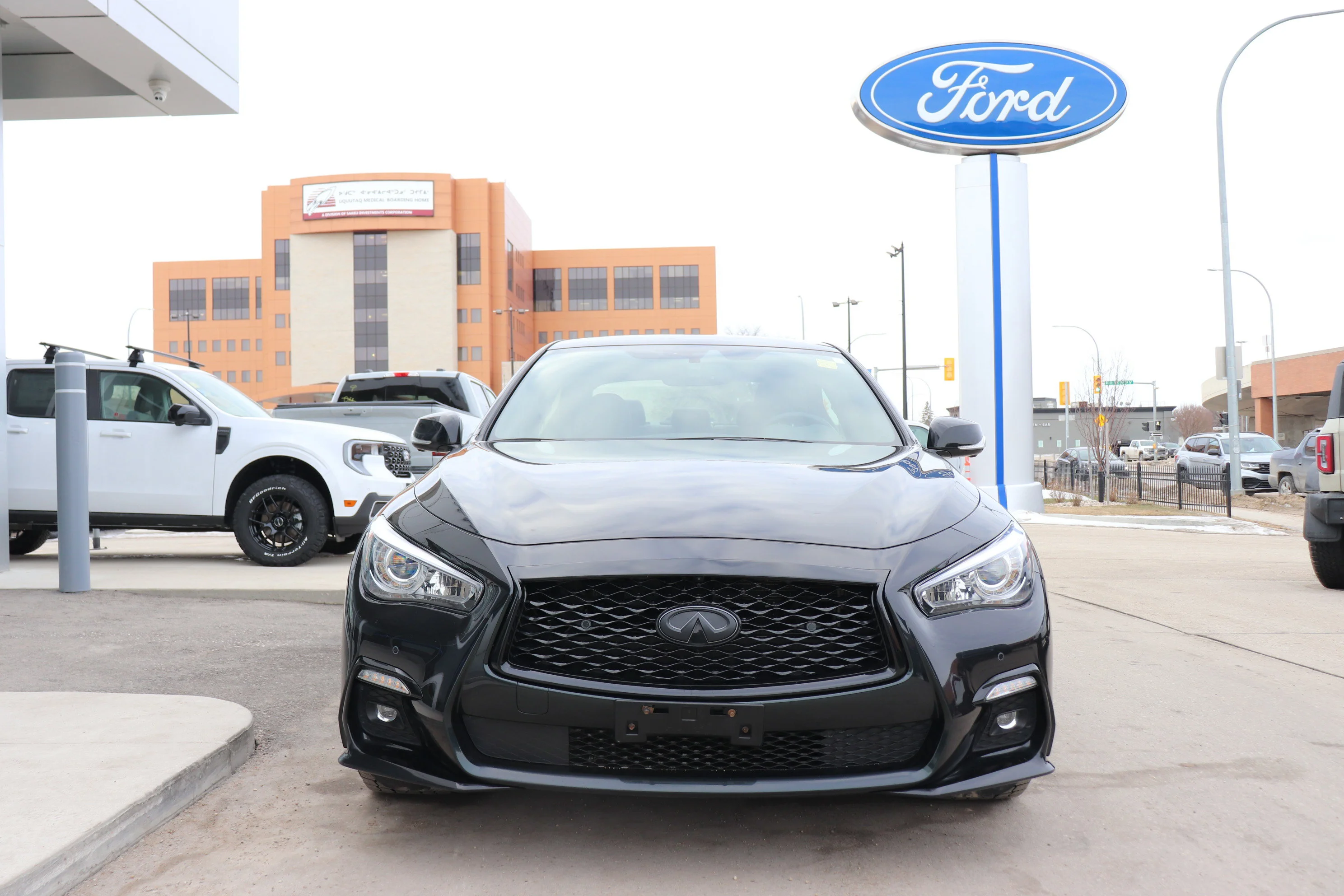 Used 2023 Green INFINITI Red Sport I-LINE image 2
