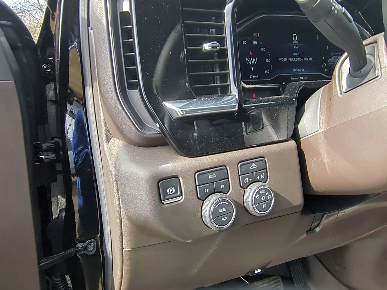 2025 Chevrolet Silverado 1500 RST - Photo 35