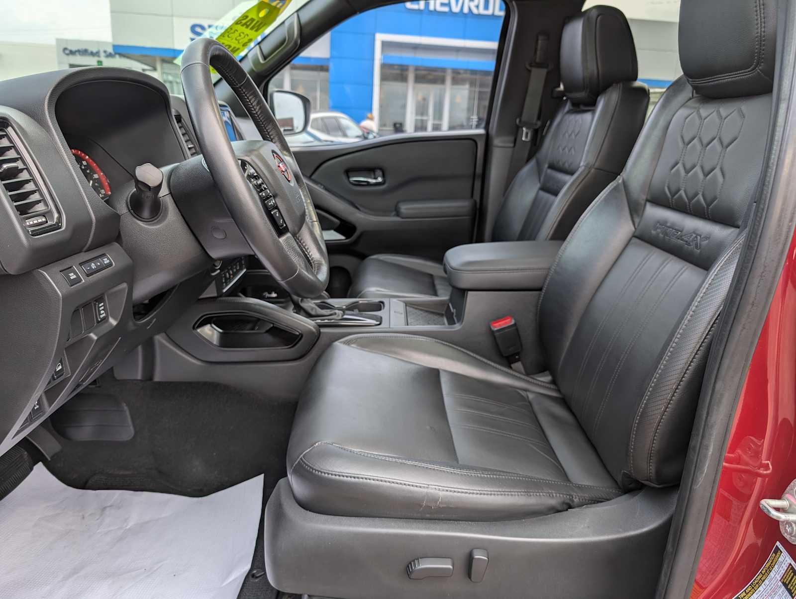 Used 2022 Cardinal Red Tricoat Nissan PRO-4X image 4