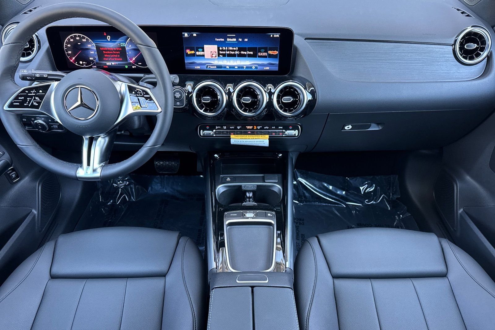 New 2026 Polar White Mercedes-Benz GLA 250 image 2