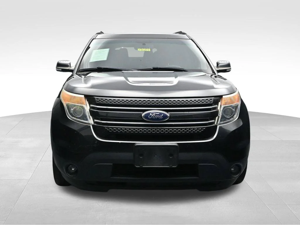 Used 2013 Black Ford Limited image 8