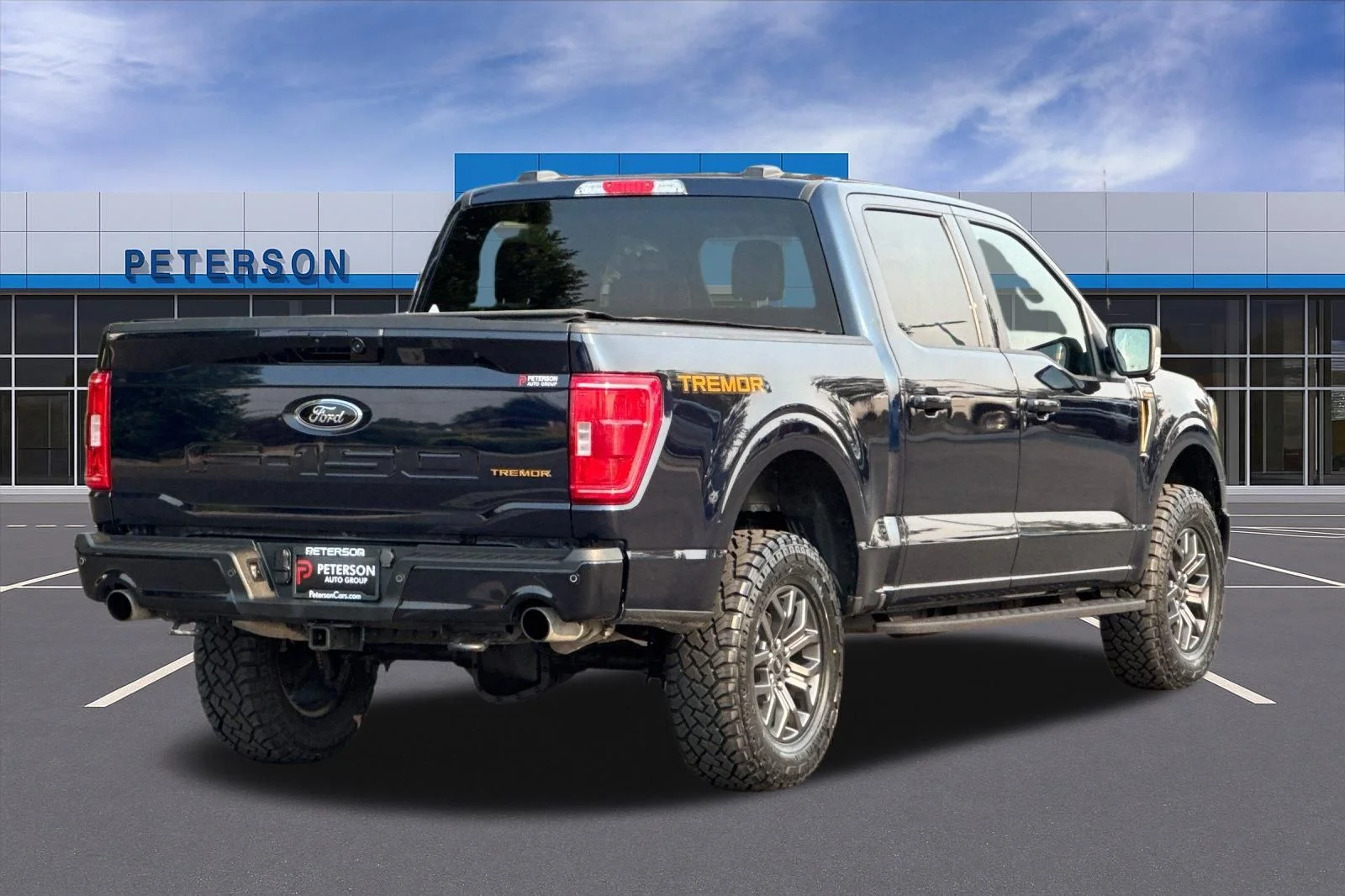Used 2023 Blue Ford Tremor image 4