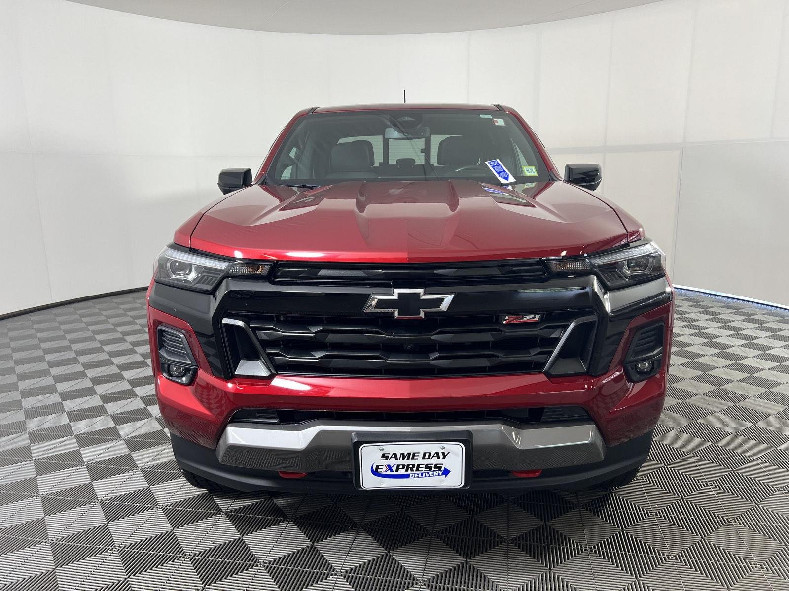 Used 2024 Radiant Red Tintcoat Chevrolet 4WD Z71 image 28