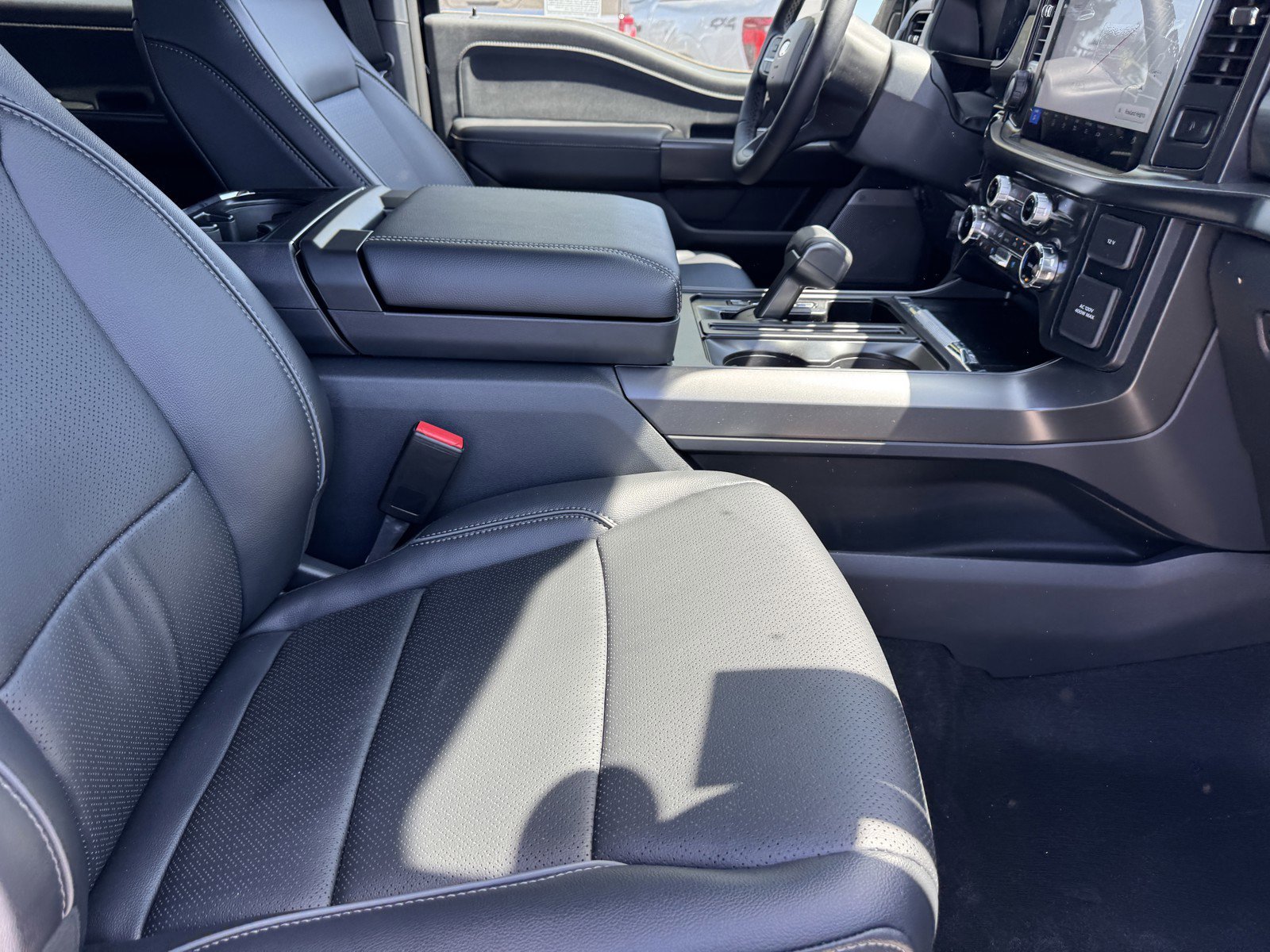 New 2026 Antimatter Blue Metallic Ford Lariat® image 8