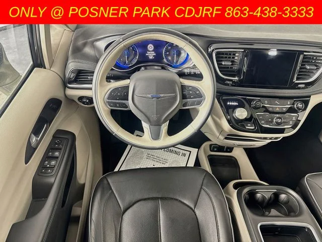 Used 2020 Gray Chrysler Limited image 21