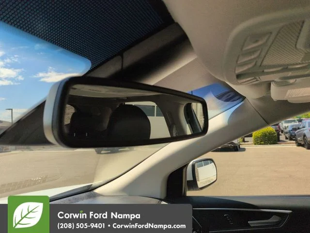 Used 2018 White Ford Sport image 20