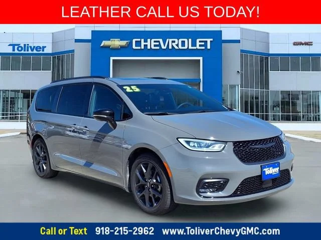2025 Chrysler Pacifica
