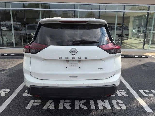Used 2024 White Nissan S image 6