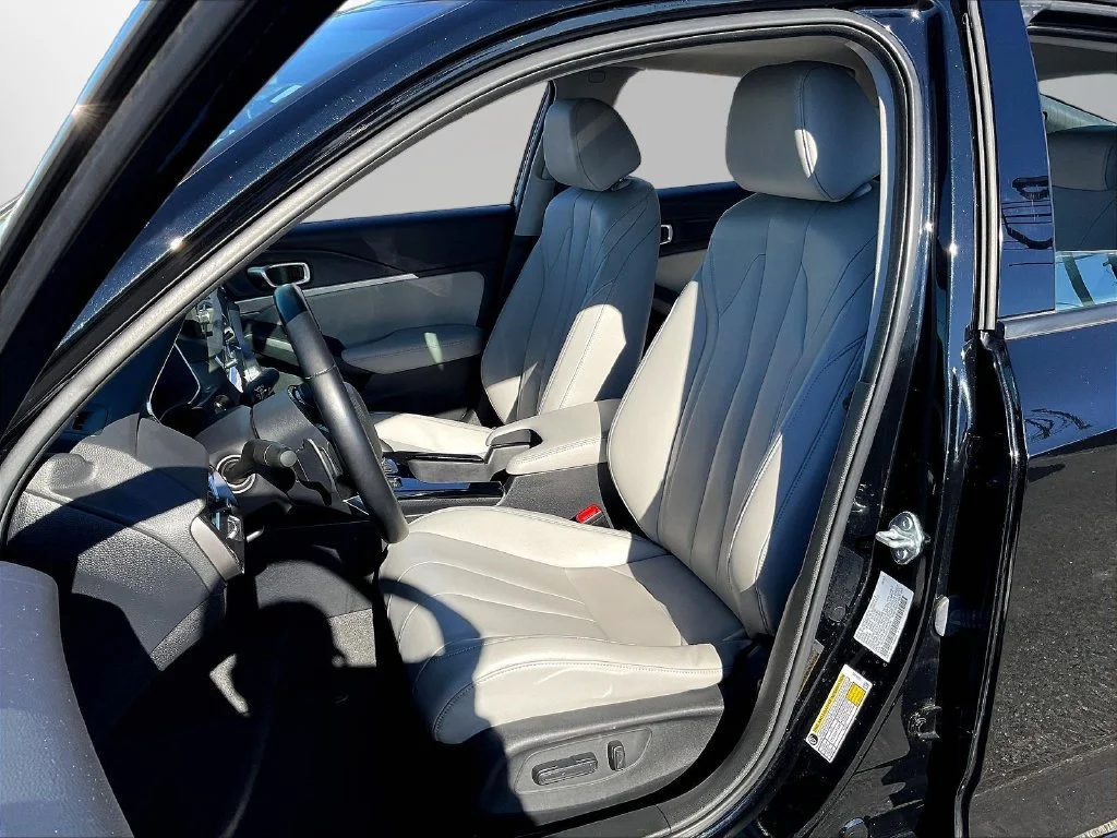 Certified Used 2024 Majestic Black Pearl Acura Base image 20