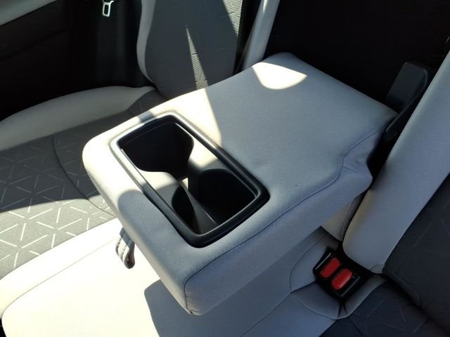 Used 2020 Pearl Toyota XLE image 29