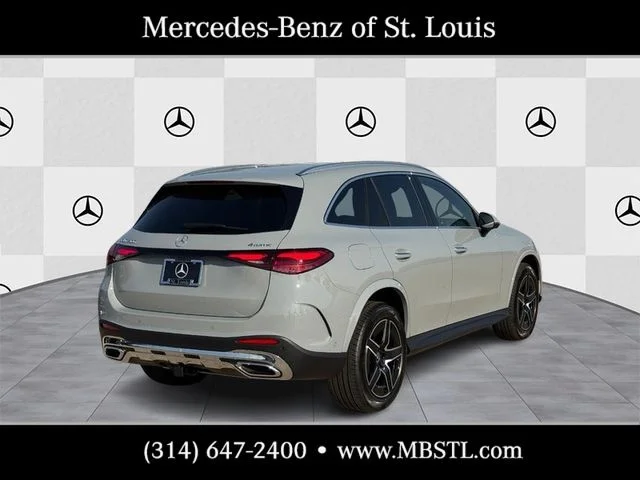 New 2026 MANUFAKTUR Alpine Grey Mercedes-Benz GLC 300 image 3