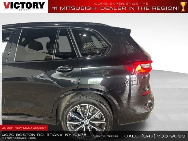 Used 2021 Black BMW M50i image 6