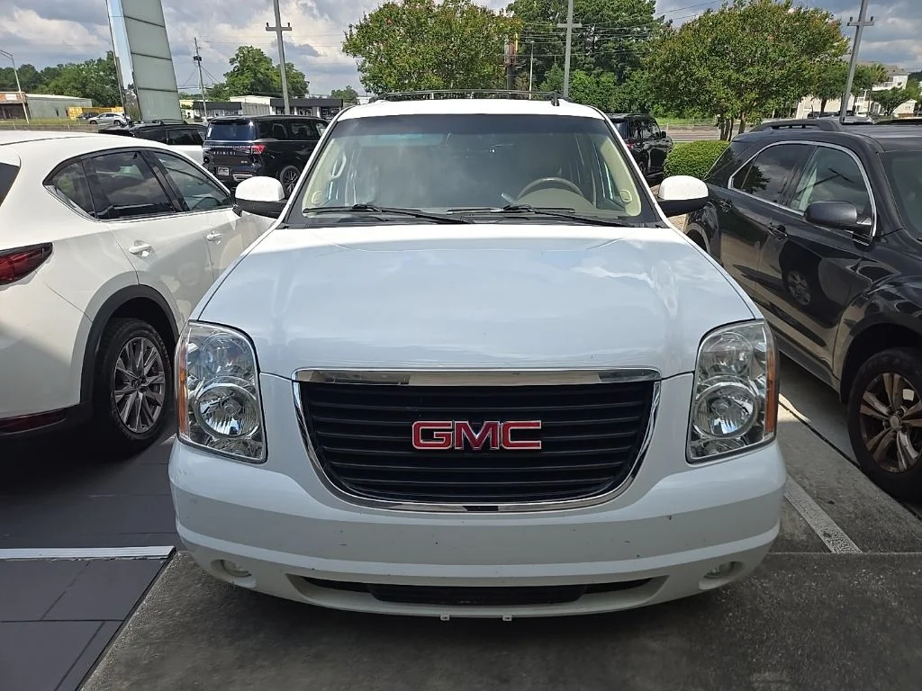 Used 2014 White GMC SLT 1500 image 2