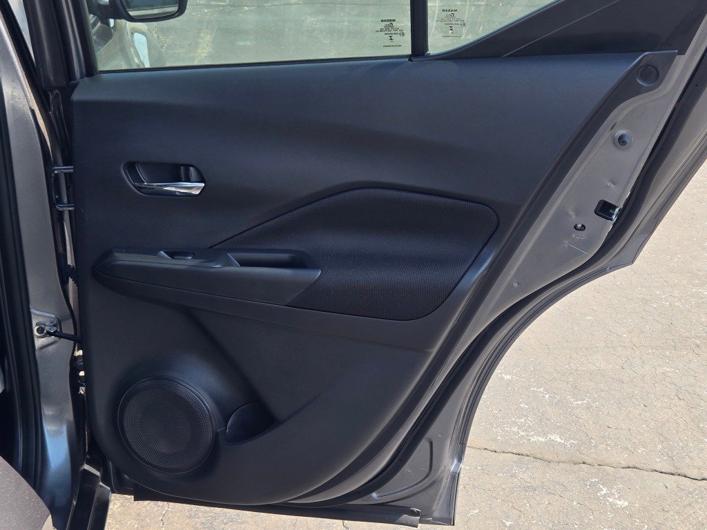 2023 Nissan Kicks SV - Photo 9