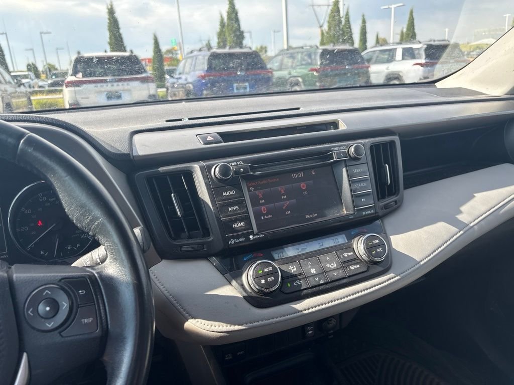 Used 2016 Black Toyota XLE image 3