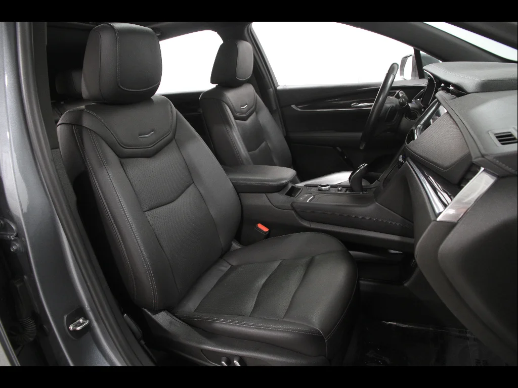 Used 2020 Satin Steel Metallic Cadillac Premium Luxury image 17