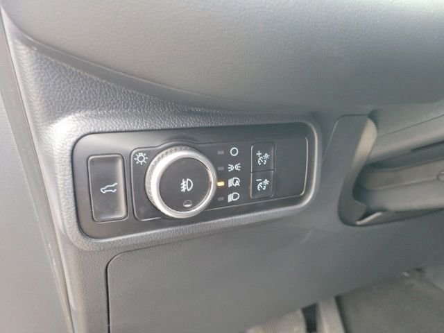 Used 2025 Red Metallic Ford ST-Line image 7