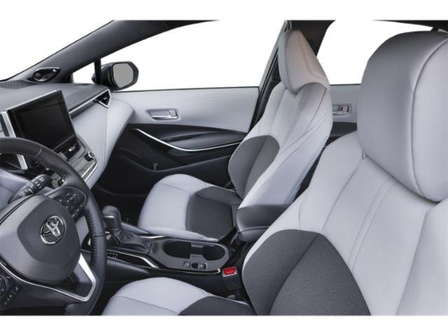 New 2026 Wind Chill Pearl with Midnight Black Metallic roof <sup>1</sup> Toyota  XSE image 11