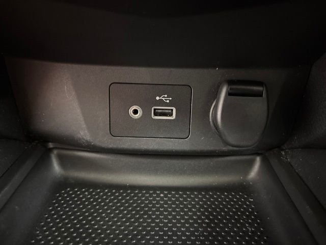 2018 Nissan Rogue SV - Photo 16