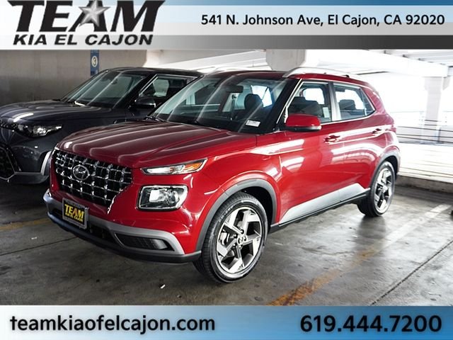 Used 2022 Red Hyundai SEL image 1