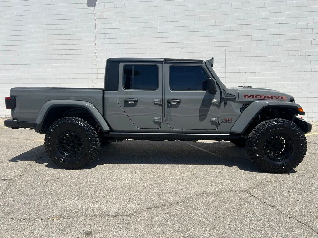 Used 2021 Sting Gray Clearcoat Jeep Mojave image 7