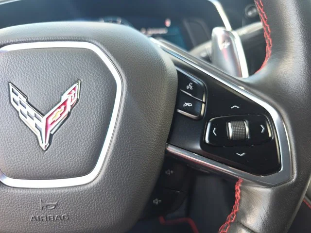 Used 2020 Red Chevrolet Stingray image 18