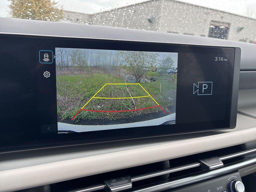 New 2026 White Hyundai SE AWD image 26