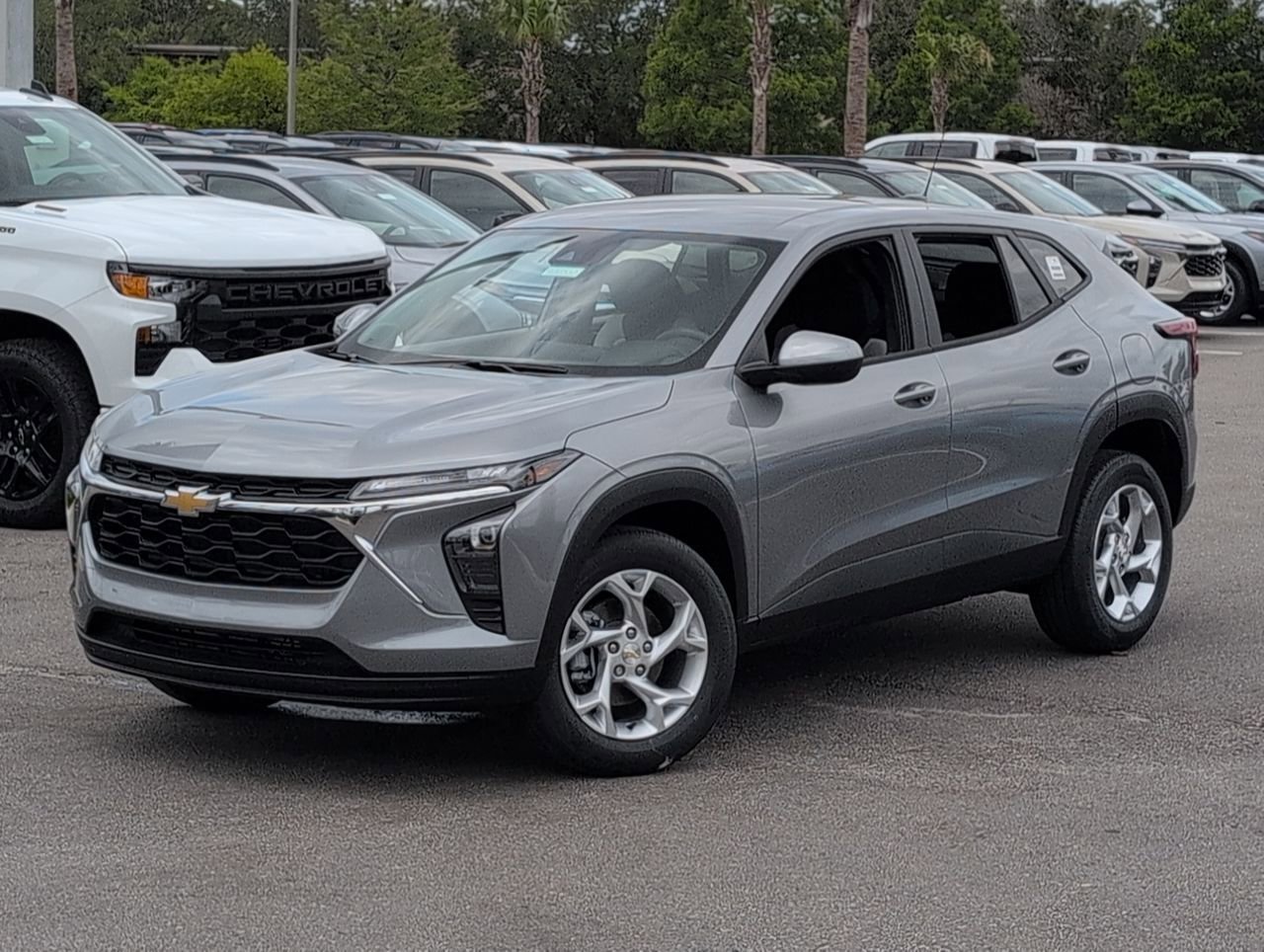 2026 Chevrolet Trax LS's photo