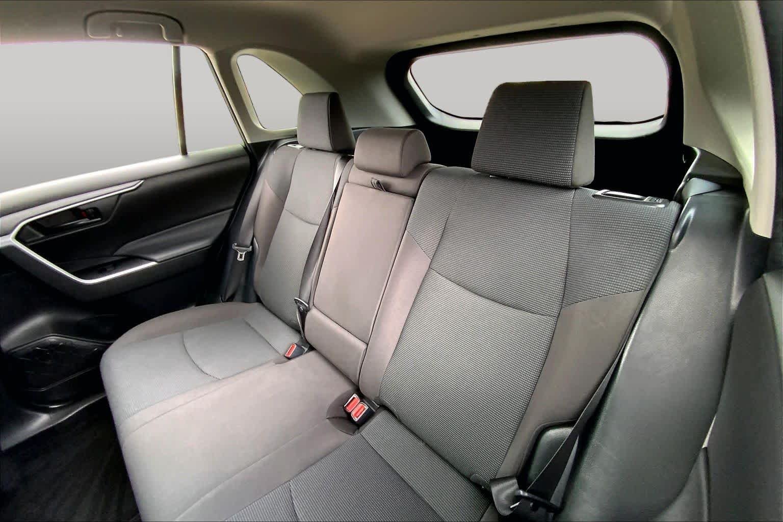 Used 2022 Magnetic Gray Metallic Toyota LE image 20