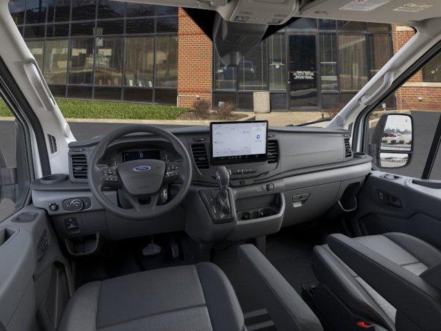 New 2026 Oxford White Ford Base image 30