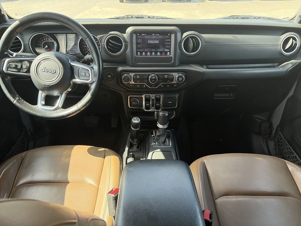 Used 2021 Gray Jeep Unlimited Sahara image 13
